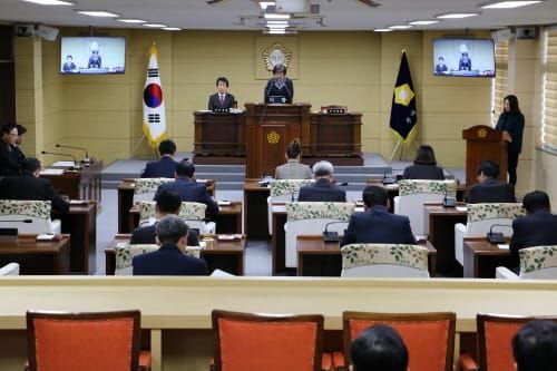 부여군의회, 새해 첫 임시회 열어 post image