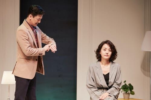 관계 속 민낯을 드러내는 진실을 말하다 post image