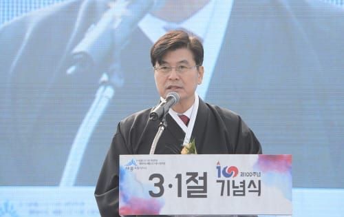“균형발전 상징 세종서 시민주권 새역사 쓸 것” post image