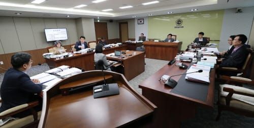 충남도의회 농업경제환경위원회, 일자리 예산 사업성과 나타 나도록 노력 주문 post image