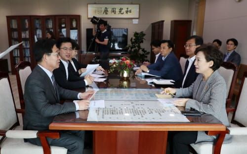 ‘혁신도시’ 들고 국토부 찾아간 충남·대전 post image