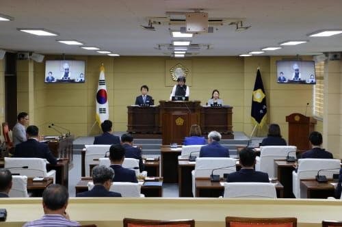 제235회 부여군의회 제1차 정례회 폐회 post image