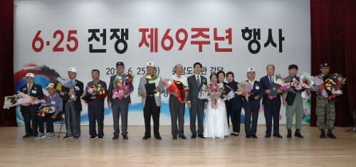 “분단 넘어 평화·번영 위해 전진해야” post image