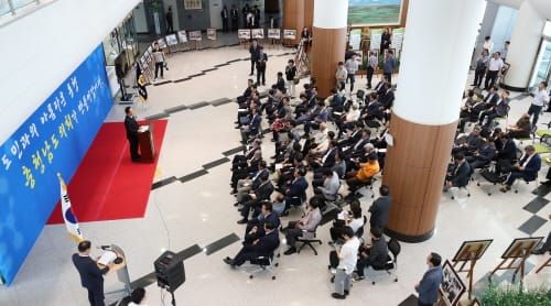 충남도의회 개원 1주년, ‘도민과의 아름다운 동행’ 행사 개최 post image