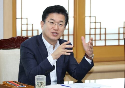 허 시장, 시민 존중하는 소통자세로 민원해결 나서야 post image