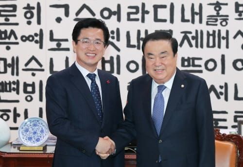 허태정 시장, 5번째 국회로... 국회의장 등 면담 post image
