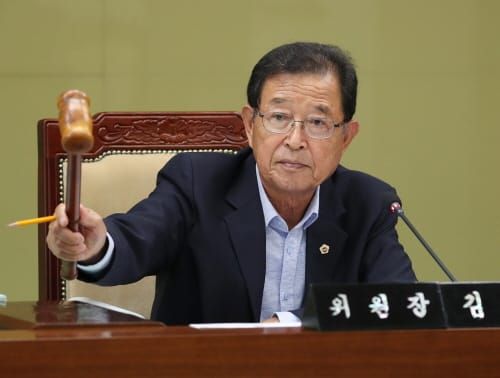 충남도의회 예결특위, 내년 살림살이 심사 돌입 post image