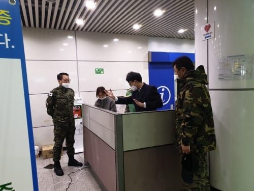 코로나19 차단에 특전예비군, 시민단체도 팔 걷어 post image
