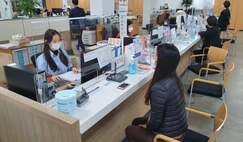 세종시 한솔동행정복지센터 민원창구 가림막 설치 post image