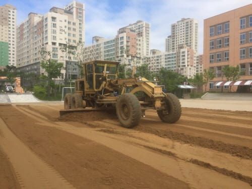 ‘세종시교육청, 학교 마사토 운동장 일제 정비’ post image