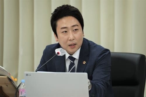 “교통법규 위반 이륜차 단속 국민제보앱 적극 활용해야” post image