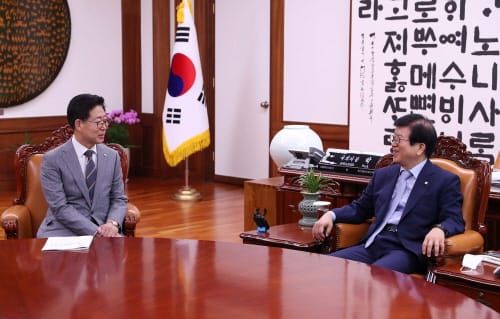 ‘국회의장 만나 충남 3개 현안 지원 요청’ post image