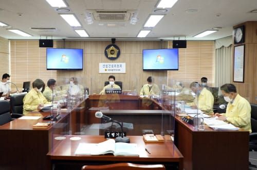 세종시의회 산업건설위원회, ‘조례안 및 의견청취’ 심사 post image