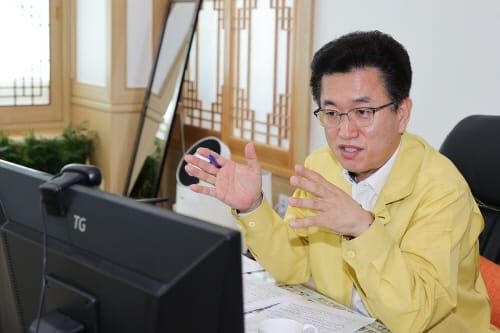 허 시장, 시민어려움 귀담아 듣는 민원전담반 구성 주문 post image