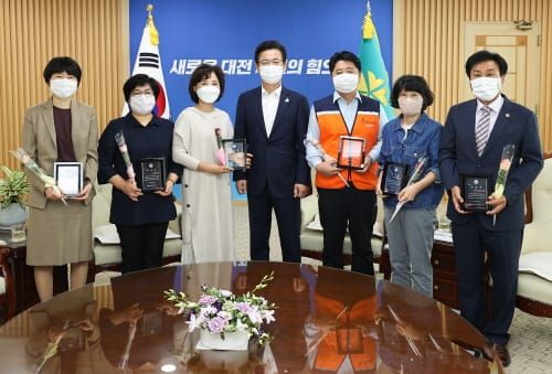 허태정 시장, 수해복구 참여봉사단체 표창 수여 post image