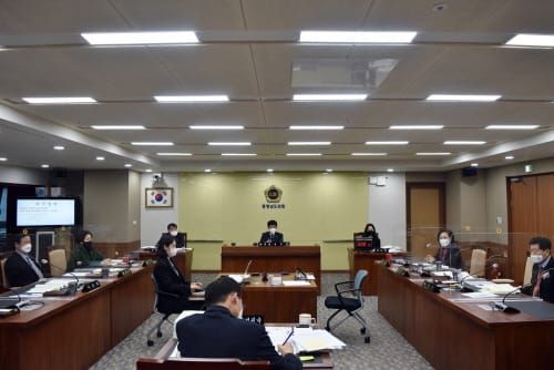 충남도의회 행문위 “공동체지원국 기반 더 튼튼히 다져야” post image