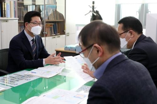 양승조 지사, 국토부 찾아 현안 건의 post image