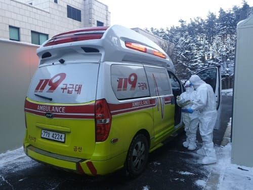 백신 이상반응 응급환자 이송 ‘긴장의 끈’ 조인다 post image