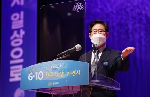 양승조 지사, 광주 붕괴 사고 희생자 분향소 찾아 추모 post image
