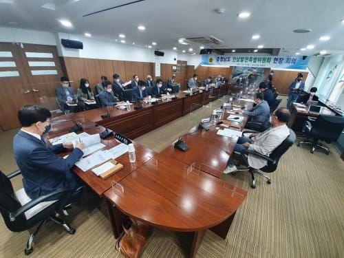 “전자상거래·대형마트 등 충남 인삼 판로개척 절실” post image