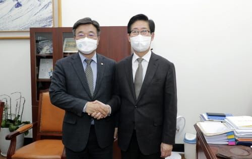 양승조 지사 국회 방문 ‘국비 8조 원 시대 개막 총력’ post image
