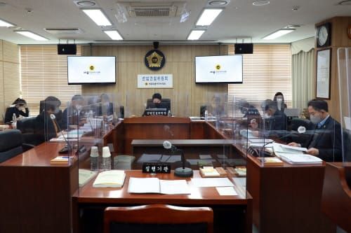 세종시의회 산업건설위원회, 조례안 등 심사 post image