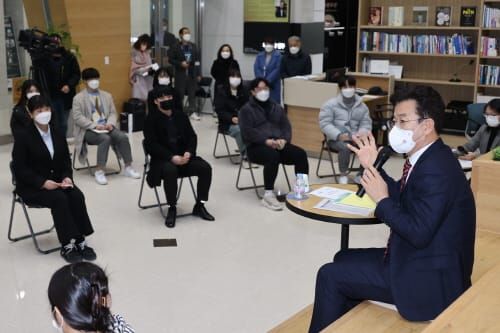 허태정 시장, 청년들과 소통하며 2021년 현장시장실 마무리 post image