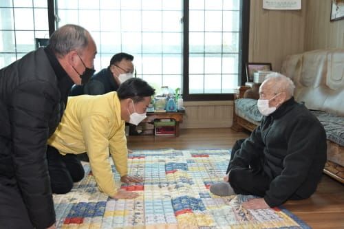 부여군, 장수 어르신 예우에 앞장 post image