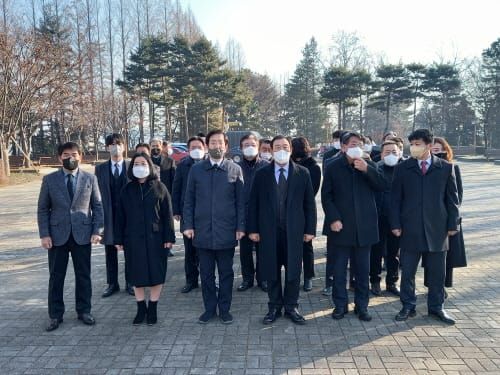 국민의 힘 세종시당, 2022년 충령탑 참배 및 신년교례회 post image
