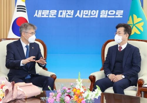 허태정 대전시장, 기상청 ‘대전 시대’ 개막 환영 post image