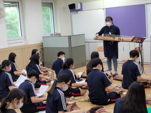 학교와 마을을 잇는 아름다운 동행 ‘마을교사’ post image