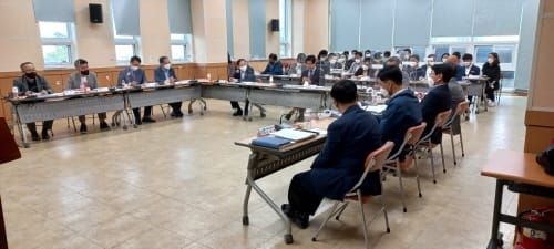 양승조 중남도지사 ‧ 김동일 보령시장, 보령해양머드박람회 공사현장 방문 post image