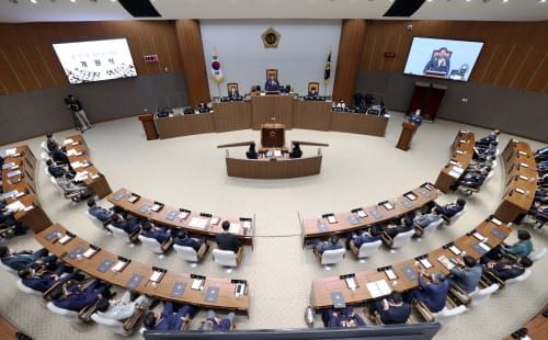 충남도의회, 제339회 임시회 열고 첫 업무보고 받는다 post image