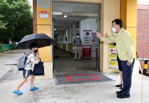 설동호 교육감, 2학기 학교 방역 현장점검 실시 post image