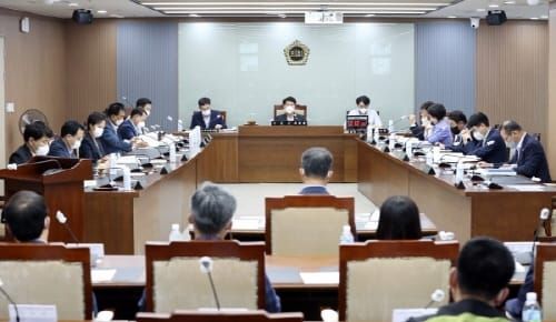 충남도의회, 홍성의료원장 후보자 인사청문 실시 post image