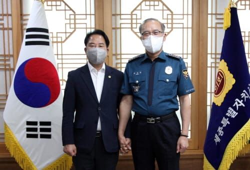 세종시의회 상병헌 의장, 신임 세종남부‧북부경찰서장 접견 post image