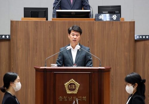이상근 충남도의원, 내포신도시 축산악취·과밀학급 해소 촉구 post image