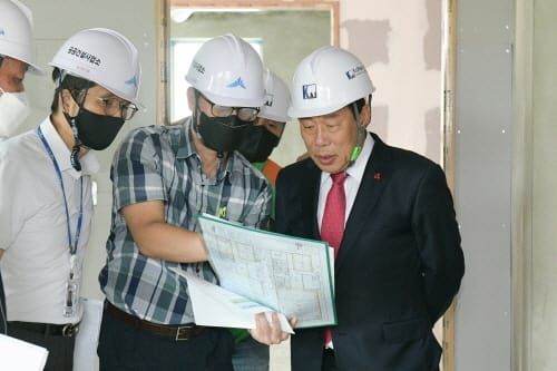 최민호 시장, 안전대전환 현장 집중안전점검 post image