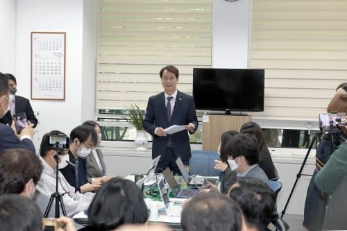 대전시의회 이상래 의장 “취임 100일 협치 하모니” post image