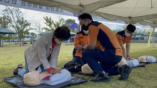 심폐소생술 교육 가까운 소방서로 신청하세요 post image