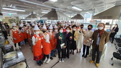세계 각국 요리로 다문화 교류의 장을 열다 post image