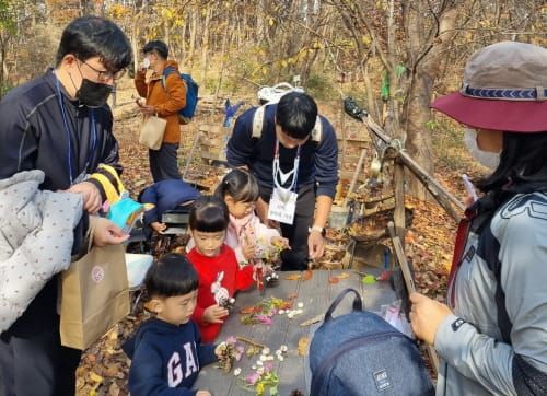 괴화산 숲 속에서 가족과 가을 ‘만끽’ post image