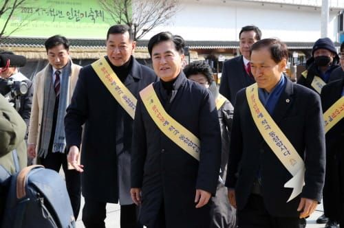 명절 앞두고 전통시장 찾아 소통 post image