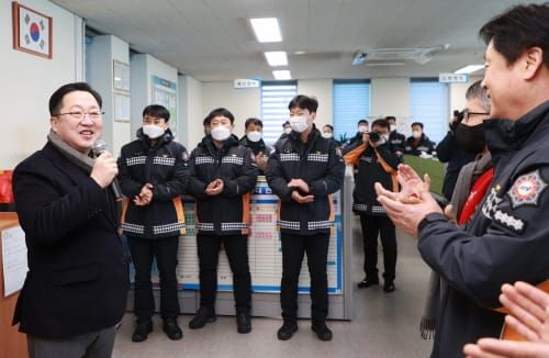 이장우 대전시장, 설 연휴 첫날 주요시설 현장방문 post image