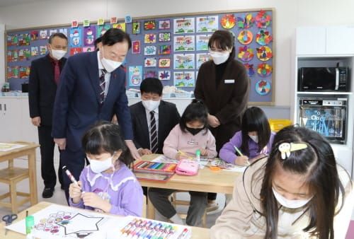 설동호 교육감, 대전호수초 초등돌봄 현장 방문 post image