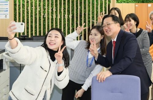 이장우 대전시장, 이어진 공공기관 방문 행보 post image