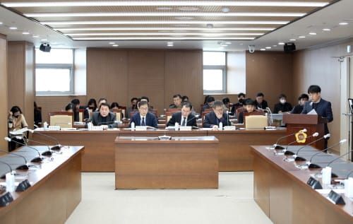 충남도의회, 주거·고용·문화 등 청년정책 전반 점검 post image