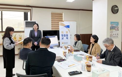 충남도의회, 도민소통 강화 위한 ‘의원맞춤형 SNS 교육’ post image