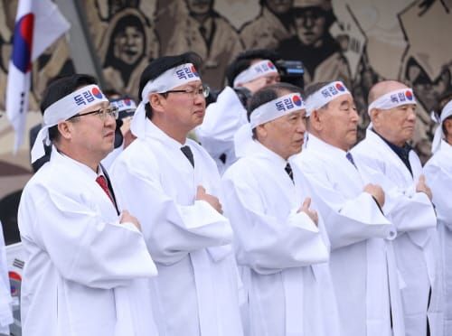 이장우 대전시장, 제20회 인동장터 독립만세운동 재현행사 참석 post image