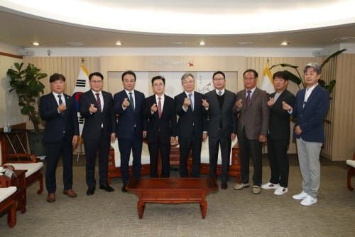 8개 기관·기업 산불 복구 성금 7억여 원 기탁 post image